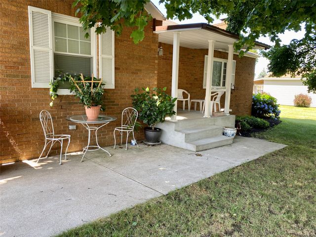 1952 COOK Avenue, Erie, PA 16510