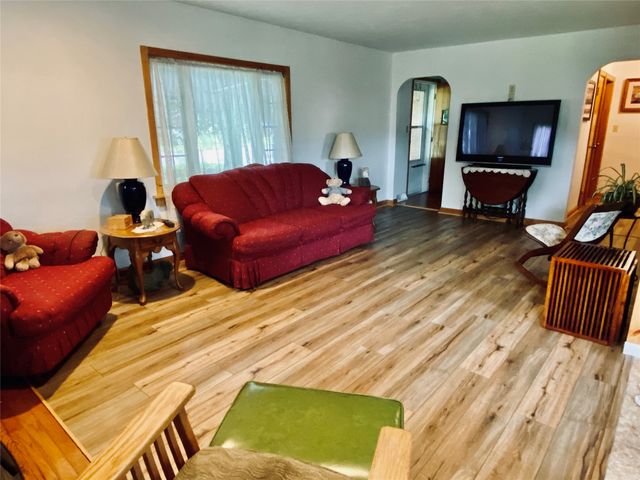 1952 COOK Avenue, Erie, PA 16510