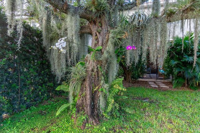 1004 Center Stone Lane, Riviera Beach, FL 33404