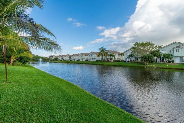 1004 Center Stone Lane, Riviera Beach, FL 33404