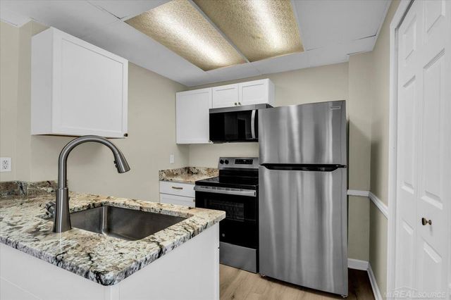 412 Orchard Street, St Clair, MI 48079