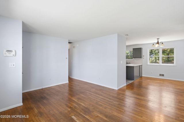 1817 Merrimac Drive, Toms River, NJ 08753