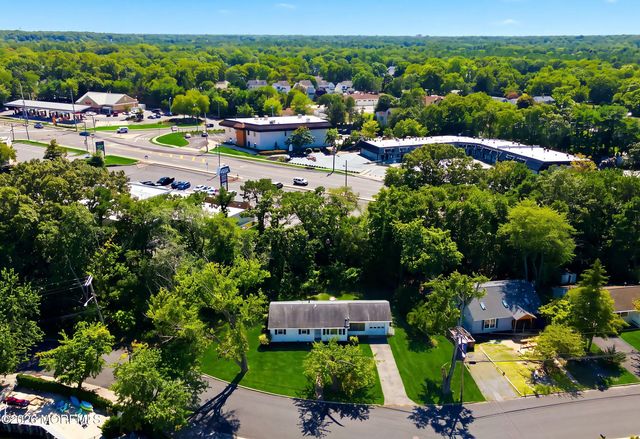 1817 Merrimac Drive, Toms River, NJ 08753