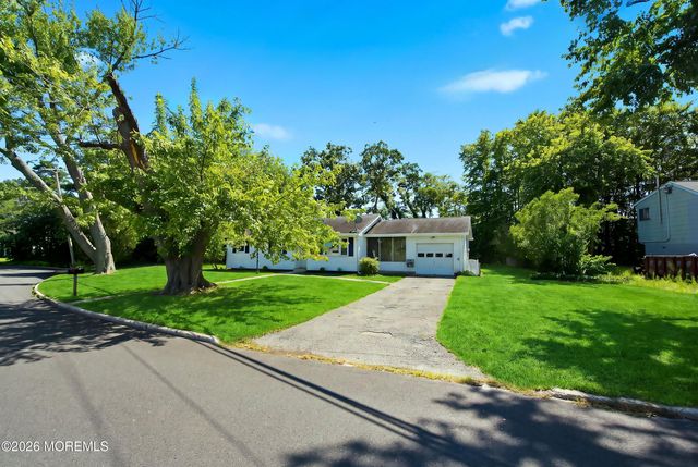 1817 Merrimac Drive, Toms River, NJ 08753