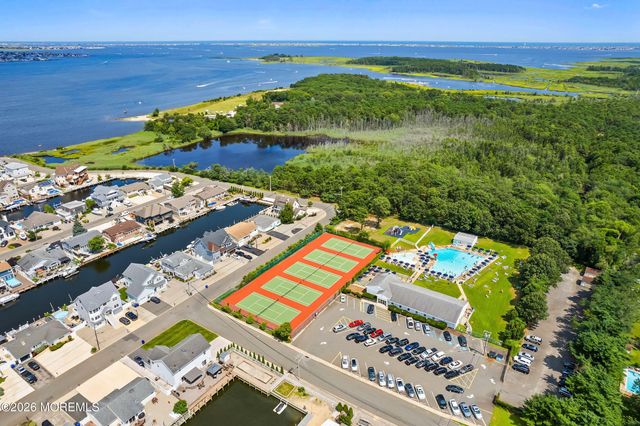 1817 Merrimac Drive, Toms River, NJ 08753