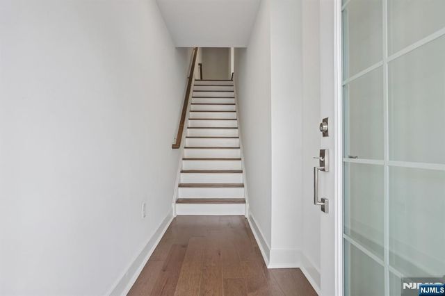 69 Eastwood Terrace, East Hanover Twp, NJ 07936