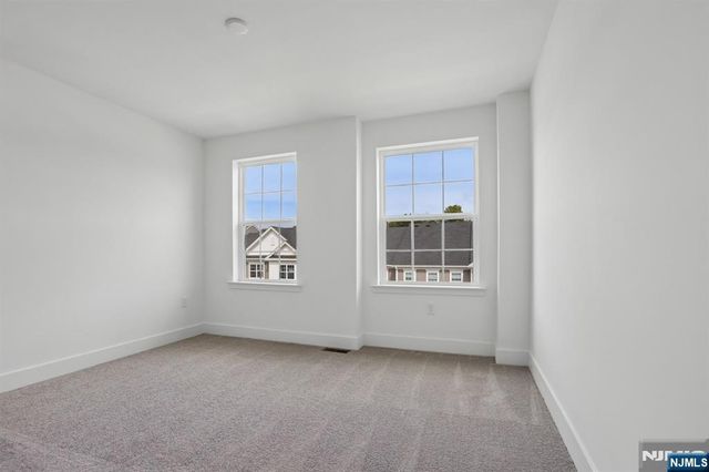69 Eastwood Terrace, East Hanover Twp, NJ 07936