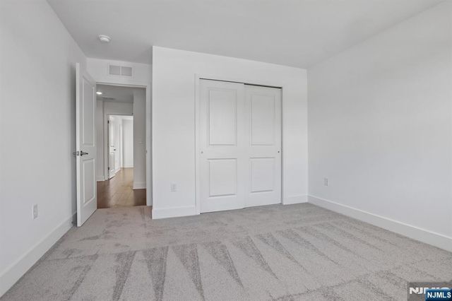 69 Eastwood Terrace, East Hanover Twp, NJ 07936