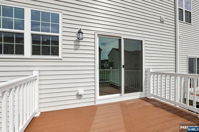 69 Eastwood Terrace, East Hanover Twp, NJ 07936