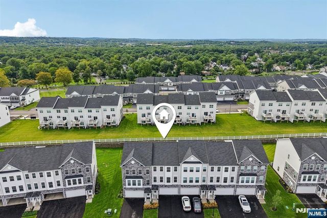 69 Eastwood Terrace, East Hanover Twp, NJ 07936