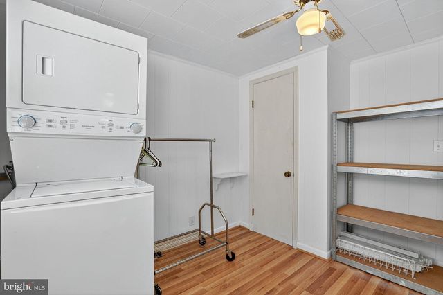 6045 TARR ST, Chincoteague Island, VA 23336