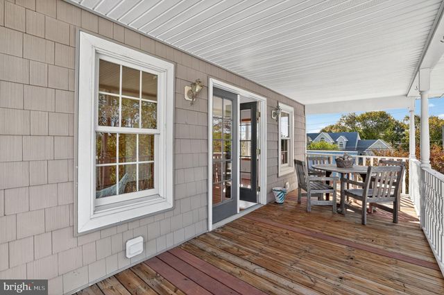 6045 TARR ST, Chincoteague Island, VA 23336