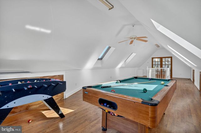 6045 TARR ST, Chincoteague Island, VA 23336