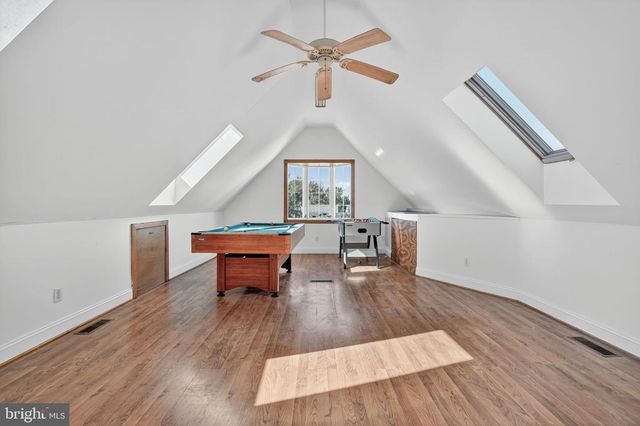 6045 TARR ST, Chincoteague Island, VA 23336