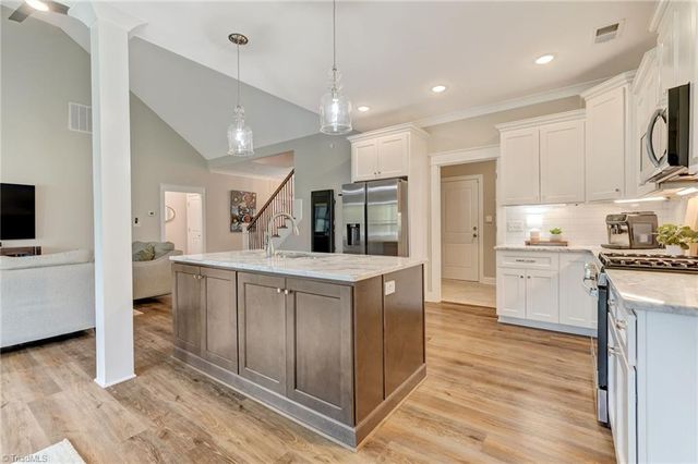 7006 Westfield Village Circle, Summerfield, NC 27358