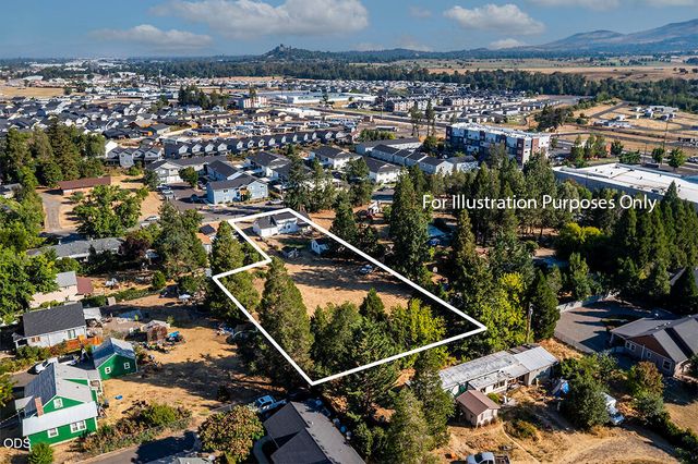 225 Cheryl Lane, Phoenix, OR 97535