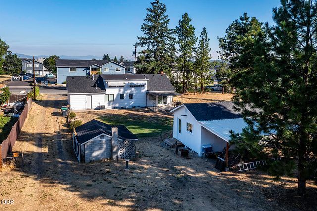 225 Cheryl Lane, Phoenix, OR 97535
