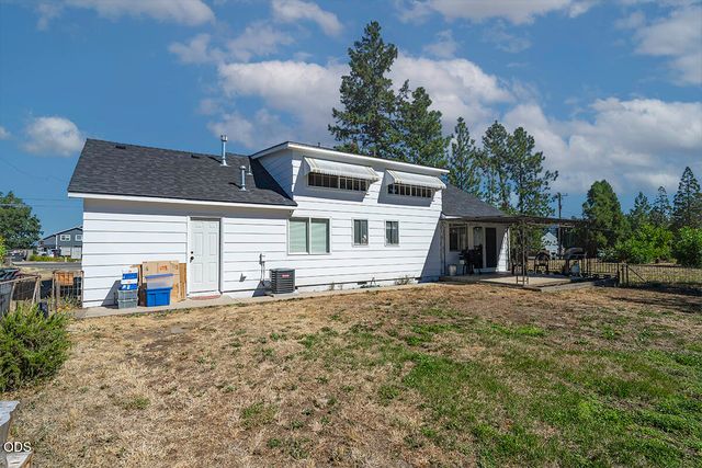 225 Cheryl Lane, Phoenix, OR 97535