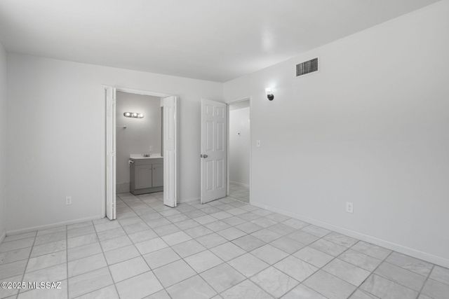 1725 W Calle Acapulco, Tucson, AZ 85713