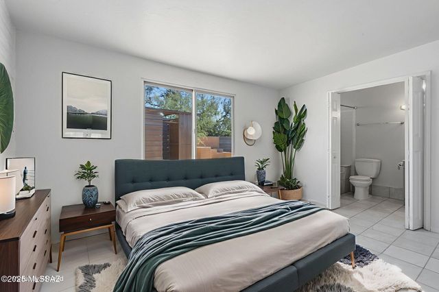 1725 W Calle Acapulco, Tucson, AZ 85713