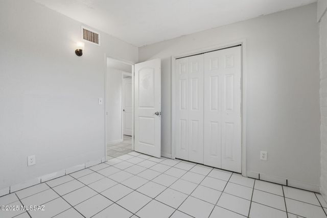 1725 W Calle Acapulco, Tucson, AZ 85713