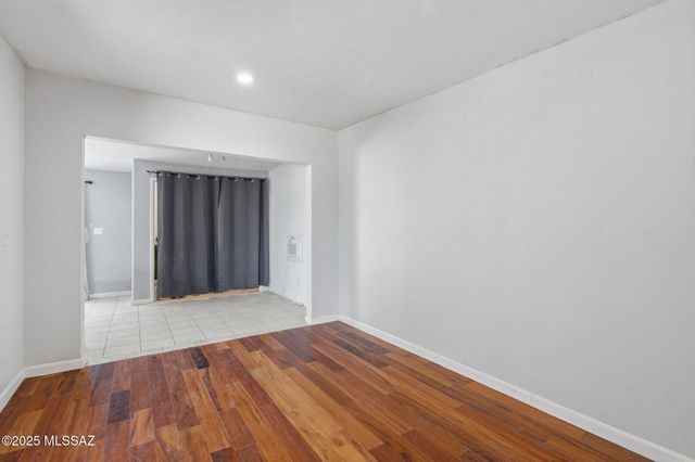 1725 W Calle Acapulco, Tucson, AZ 85713