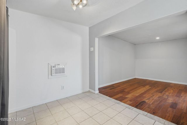 1725 W Calle Acapulco, Tucson, AZ 85713