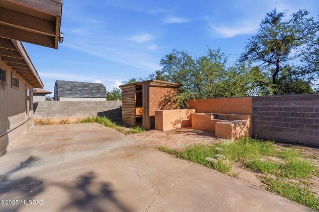 1725 W Calle Acapulco, Tucson, AZ 85713