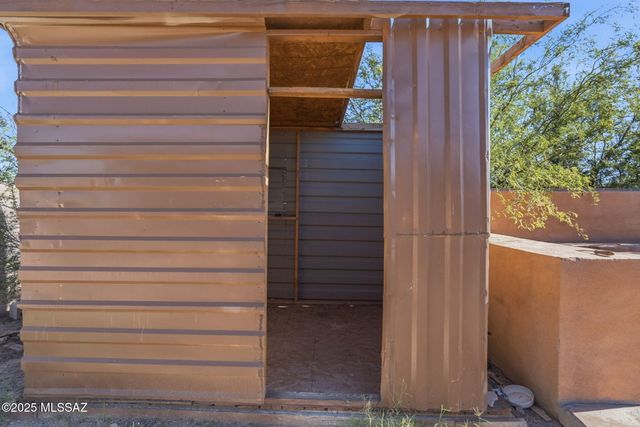 1725 W Calle Acapulco, Tucson, AZ 85713
