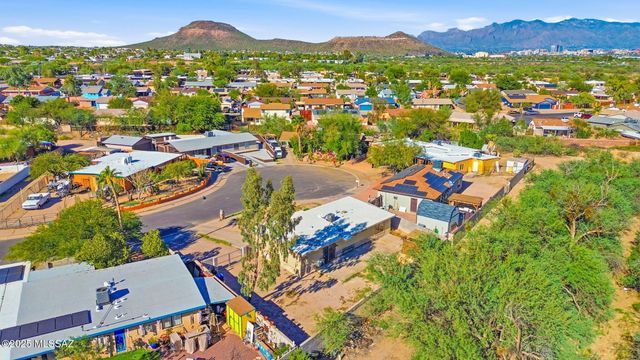 1725 W Calle Acapulco, Tucson, AZ 85713