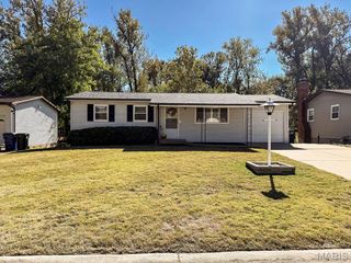 144 Martigney Drive, St Louis, MO 63129