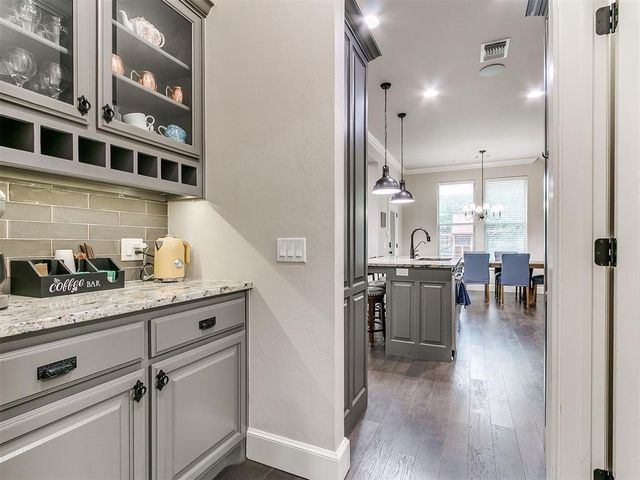 2030 Roveto Court, Edmond, OK 73034