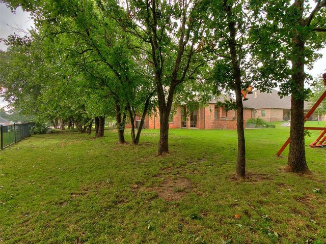 2030 Roveto Court, Edmond, OK 73034
