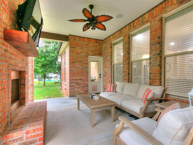 2030 Roveto Court, Edmond, OK 73034