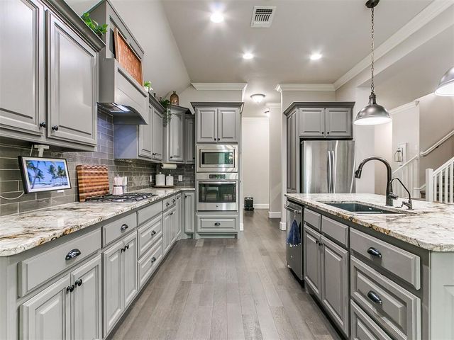 2030 Roveto Court, Edmond, OK 73034