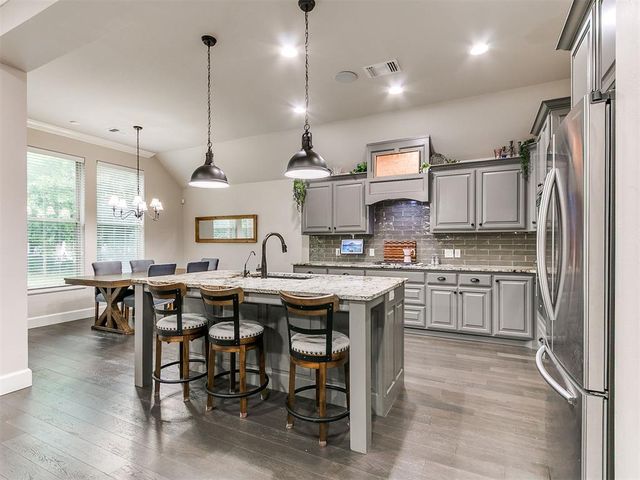 2030 Roveto Court, Edmond, OK 73034