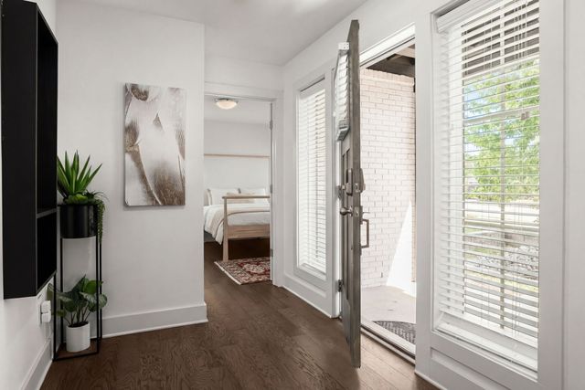 2021 Beech Ave Unit 1, Nashville, TN 37204