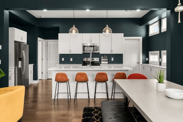 2021 Beech Ave Unit 1, Nashville, TN 37204