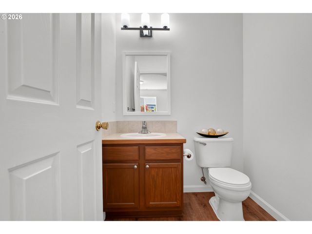 1338 COLTON Way, Eugene, OR 97402