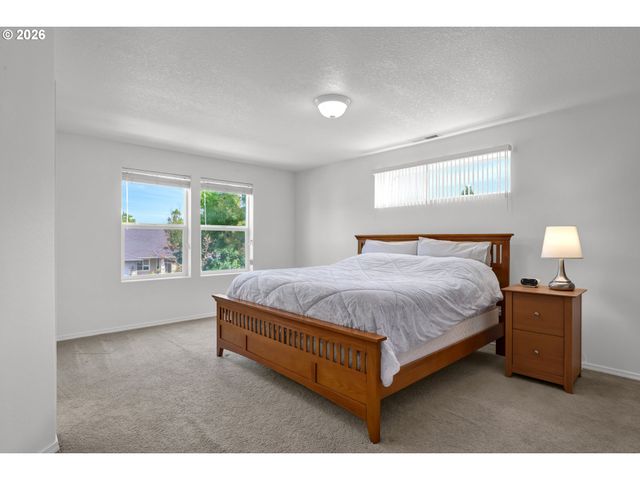 1338 COLTON Way, Eugene, OR 97402