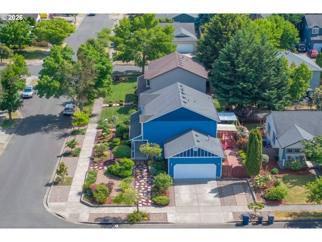 1338 COLTON Way, Eugene, OR 97402
