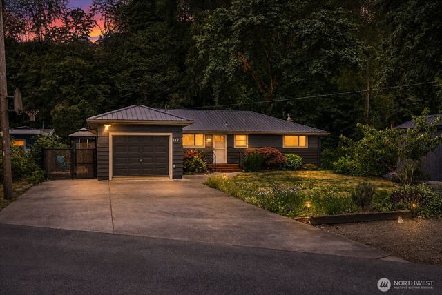 1121 Shelton Avenue SE, Renton, WA 98058