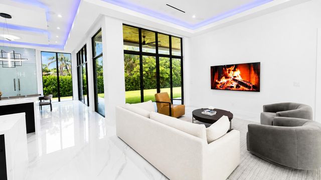 11601 NW 27th Street, Plantation, FL 33323