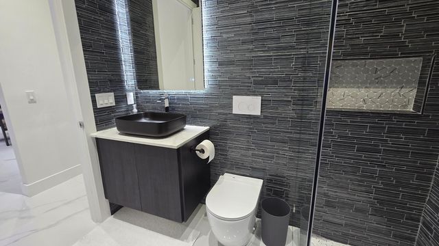 11601 NW 27th Street, Plantation, FL 33323