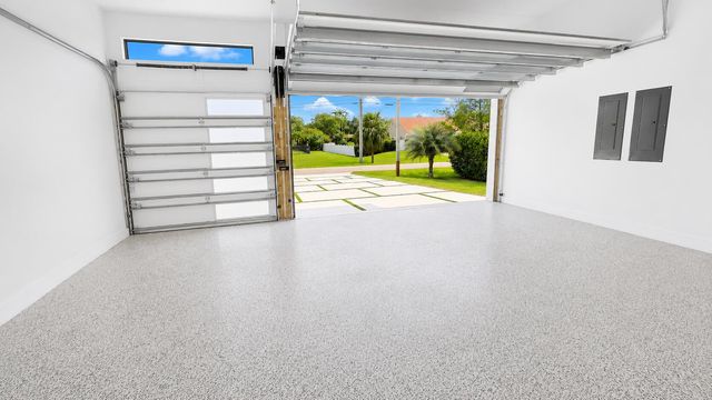 11601 NW 27th Street, Plantation, FL 33323