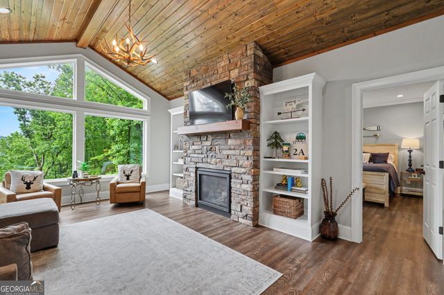 741 Autumn Ridge Drive, Clayton, GA 30525