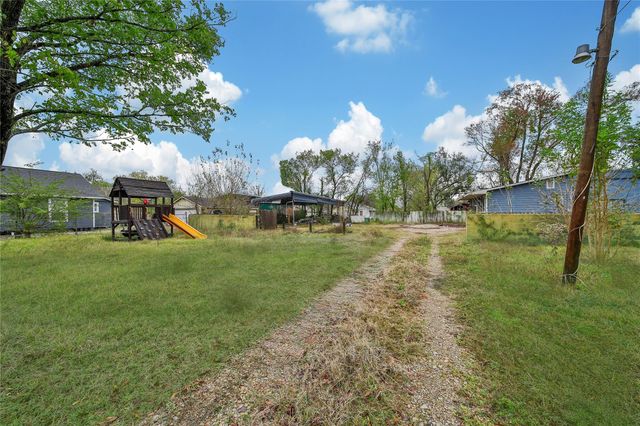 11005 Gloria Drive, Houston, TX 77013