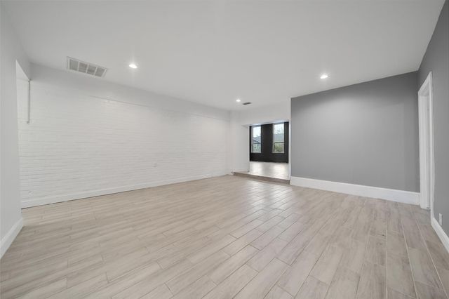 11005 Gloria Drive, Houston, TX 77013