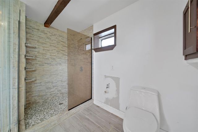 11005 Gloria Drive, Houston, TX 77013