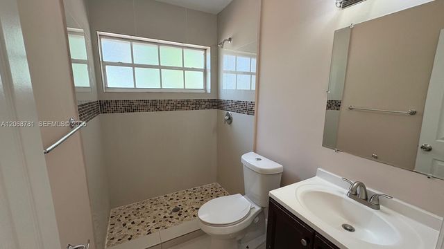 251 N 68th Terrace 251, Hollywood, FL 33024